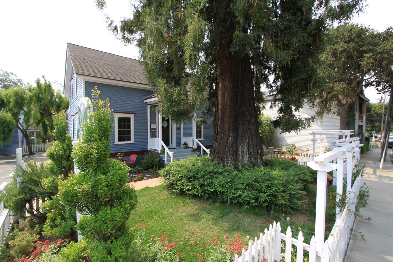 Olallieberry Inn Bed And Breakfast Cambria Exterior photo